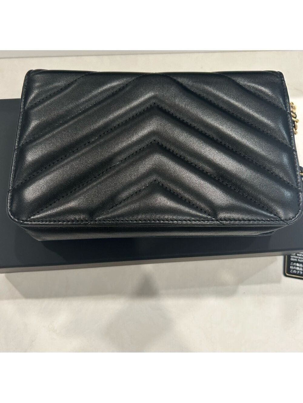 Chanel Wallet on Chain - Picture 11 of 12